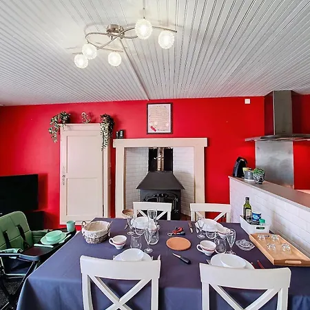 Charming Breton House For 4 People *